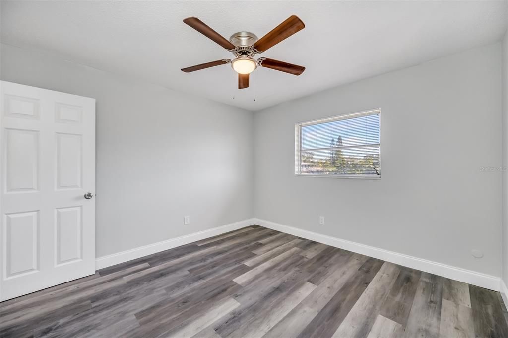 待售: $840,000 (10 贝兹, 0 浴室, 3278 平方英尺)