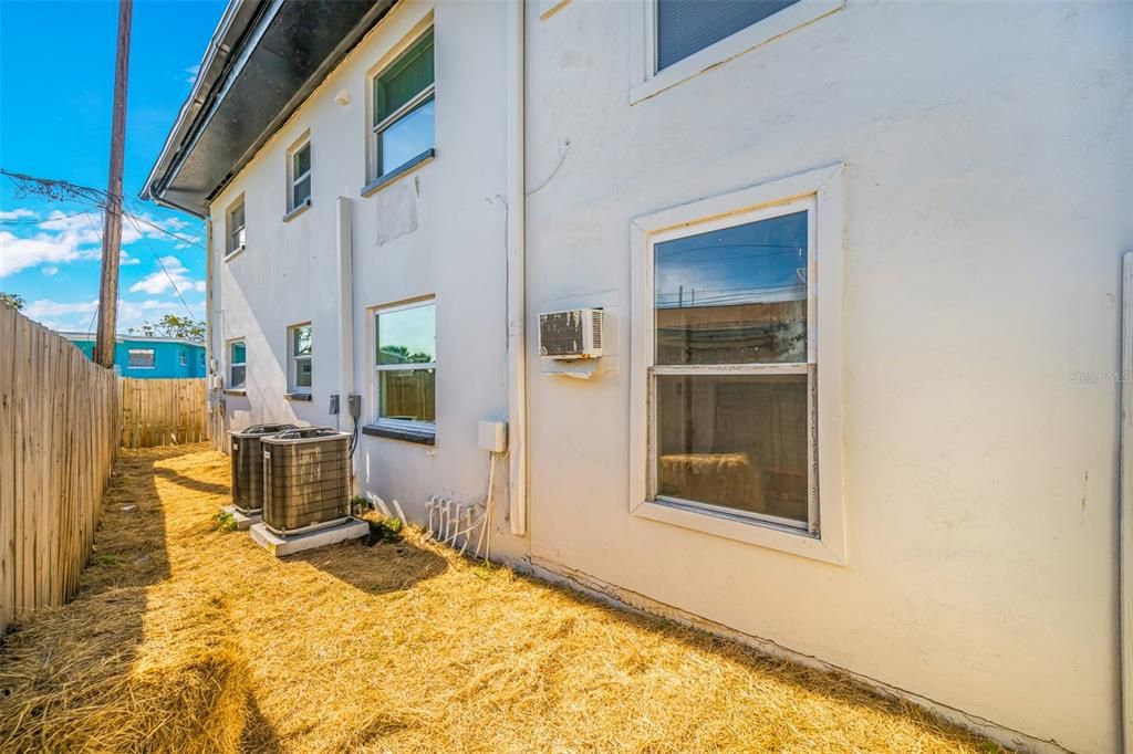 待售: $840,000 (10 贝兹, 0 浴室, 3278 平方英尺)