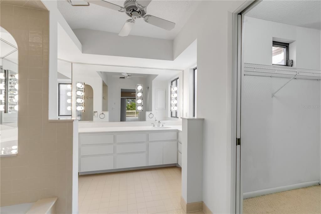 En Venta: $350,000 (2 camas, 3 baños, 1789 Pies cuadrados)