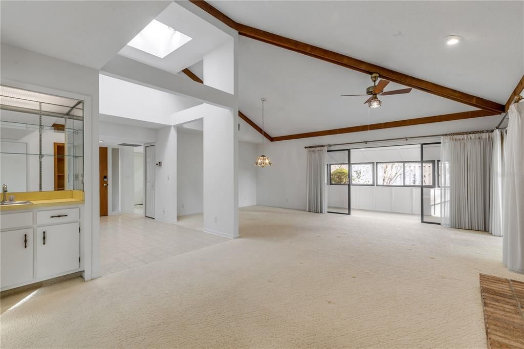 En Venta: $350,000 (2 camas, 3 baños, 1789 Pies cuadrados)