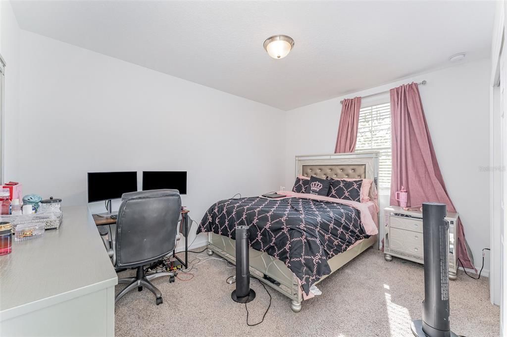 For Sale: $350,000 (4 beds, 3 baths, 2739 Square Feet)