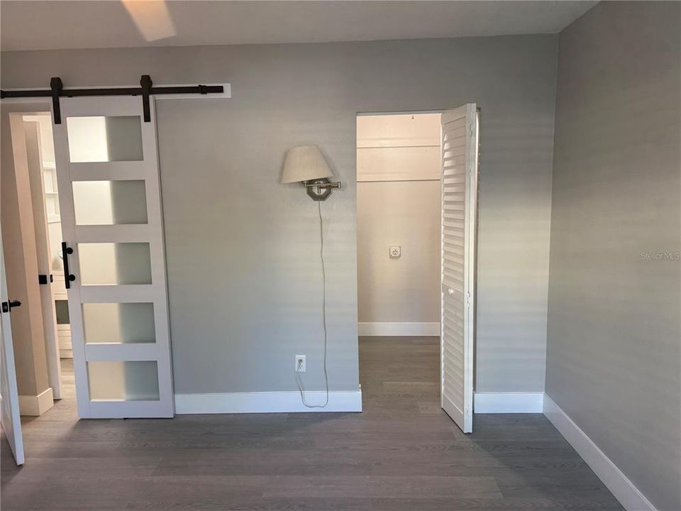 出租: $1,950 (2 贝兹, 2 浴室, 1055 平方英尺)