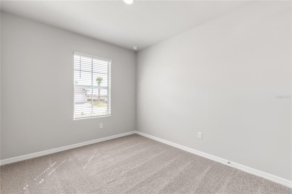 待售: $259,999 (2 贝兹, 2 浴室, 1503 平方英尺)