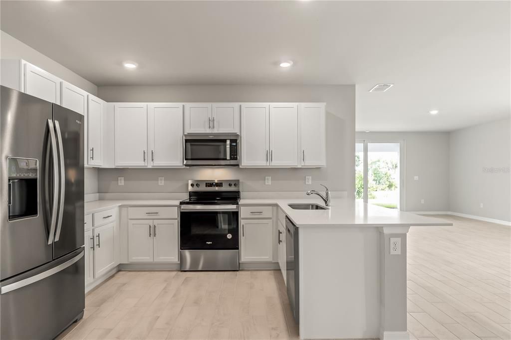 待售: $259,999 (2 贝兹, 2 浴室, 1503 平方英尺)