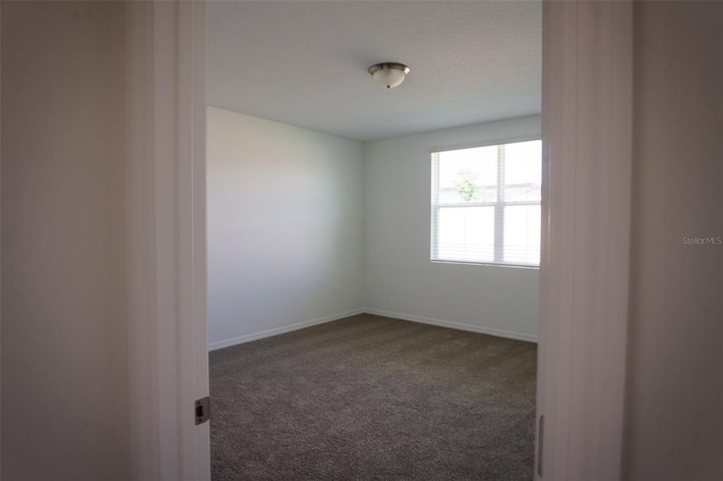 En Renta: $2,500 (4 camas, 3 baños, 1988 Pies cuadrados)