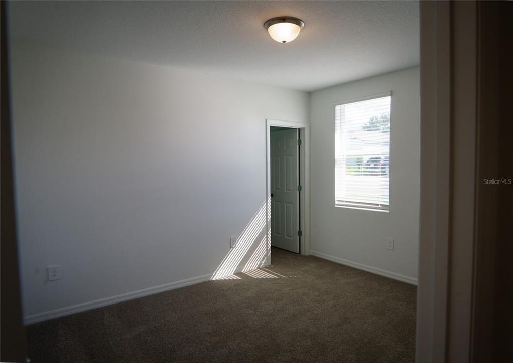 En Renta: $2,500 (4 camas, 3 baños, 1988 Pies cuadrados)