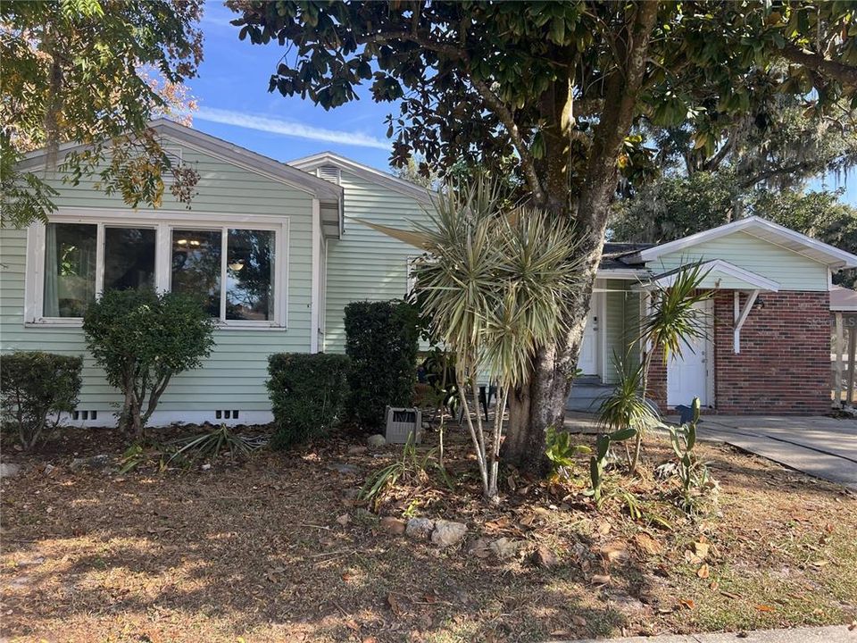 待售: $304,999 (4 贝兹, 1 浴室, 1612 平方英尺)