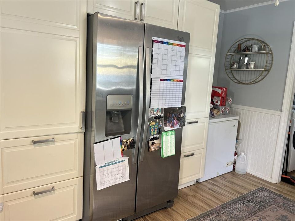 待售: $304,999 (4 贝兹, 1 浴室, 1612 平方英尺)