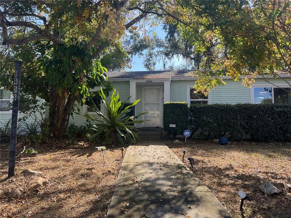 待售: $304,999 (4 贝兹, 1 浴室, 1612 平方英尺)