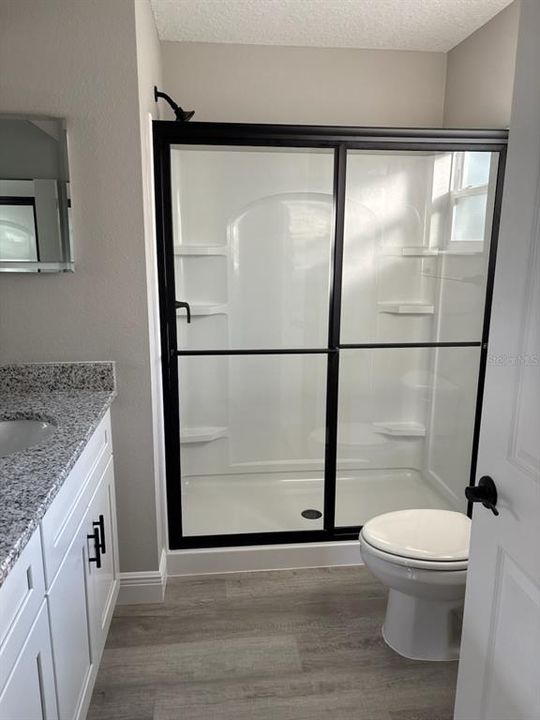 For Sale: $234,900 (3 beds, 2 baths, 1405 Square Feet)