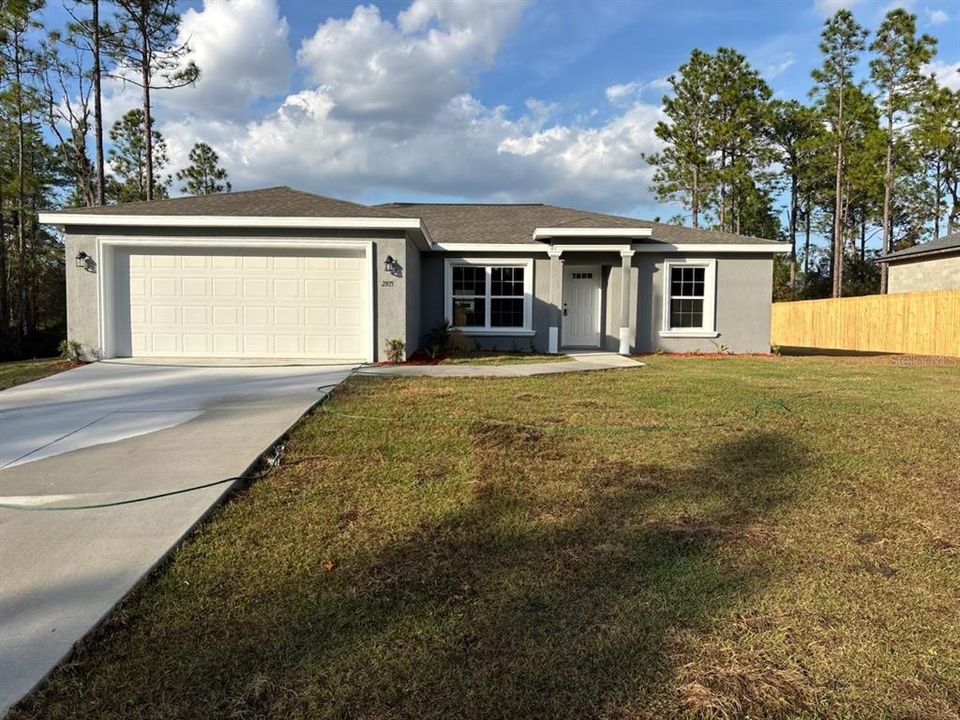 For Sale: $234,900 (3 beds, 2 baths, 1405 Square Feet)