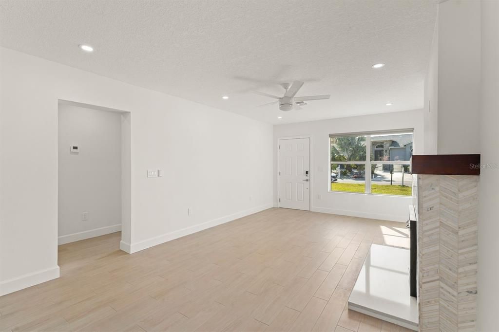 待售: $895,000 (3 贝兹, 3 浴室, 1856 平方英尺)