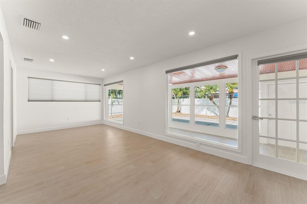 待售: $895,000 (3 贝兹, 3 浴室, 1856 平方英尺)