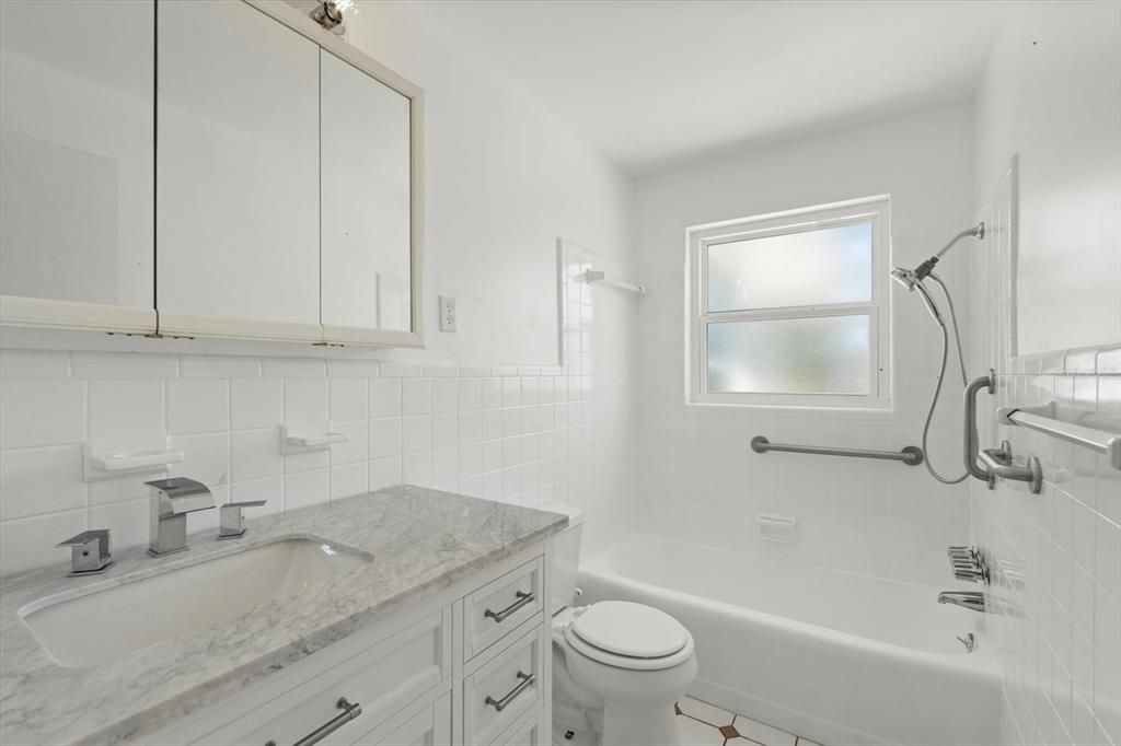 For Sale: $589,000 (3 beds, 2 baths, 1664 Square Feet)