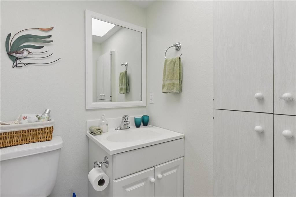 For Rent: $3,600 (2 beds, 2 baths, 900 Square Feet)