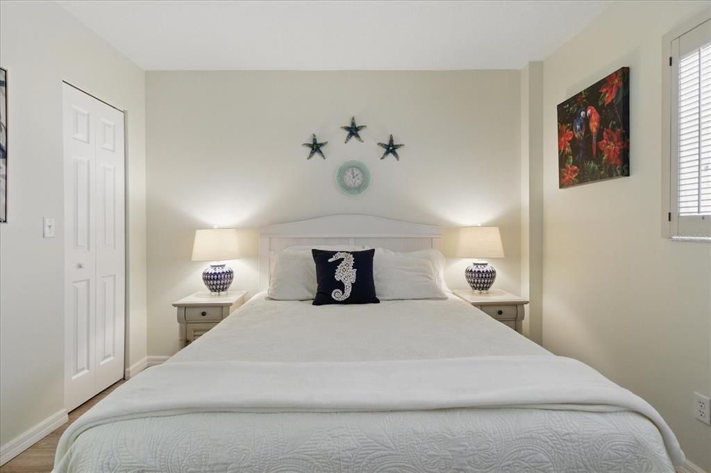 For Rent: $3,600 (2 beds, 2 baths, 900 Square Feet)