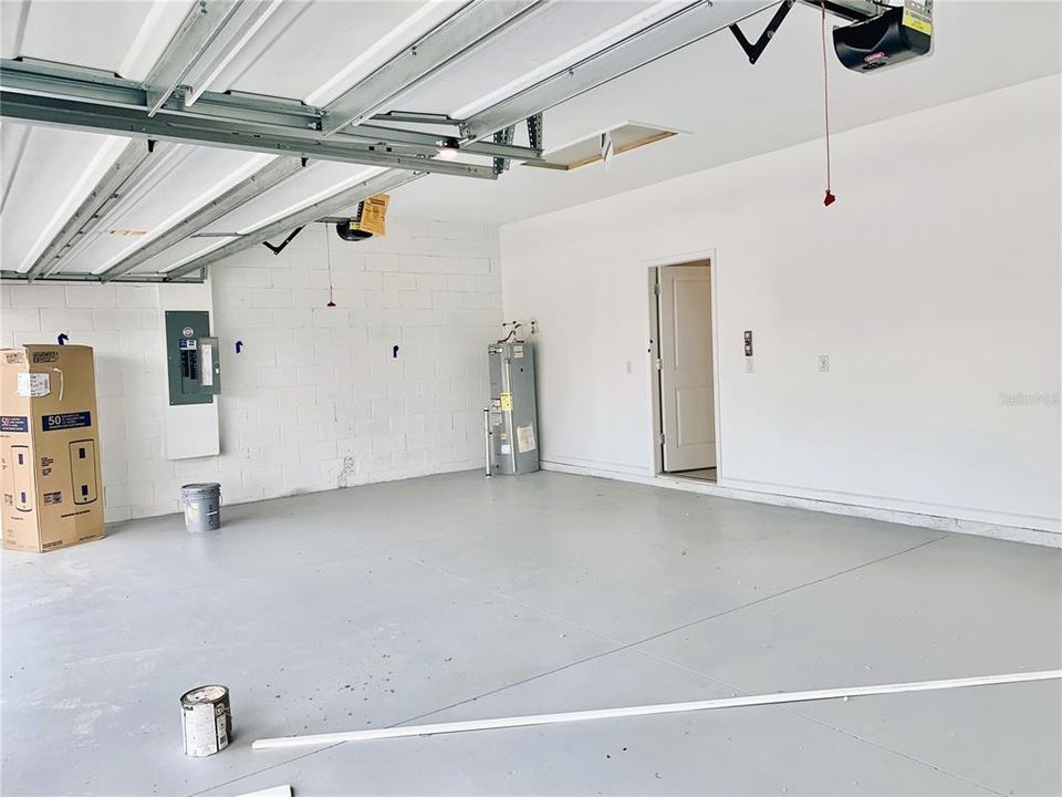 For Rent: $2,499 (4 beds, 2 baths, 2278 Square Feet)