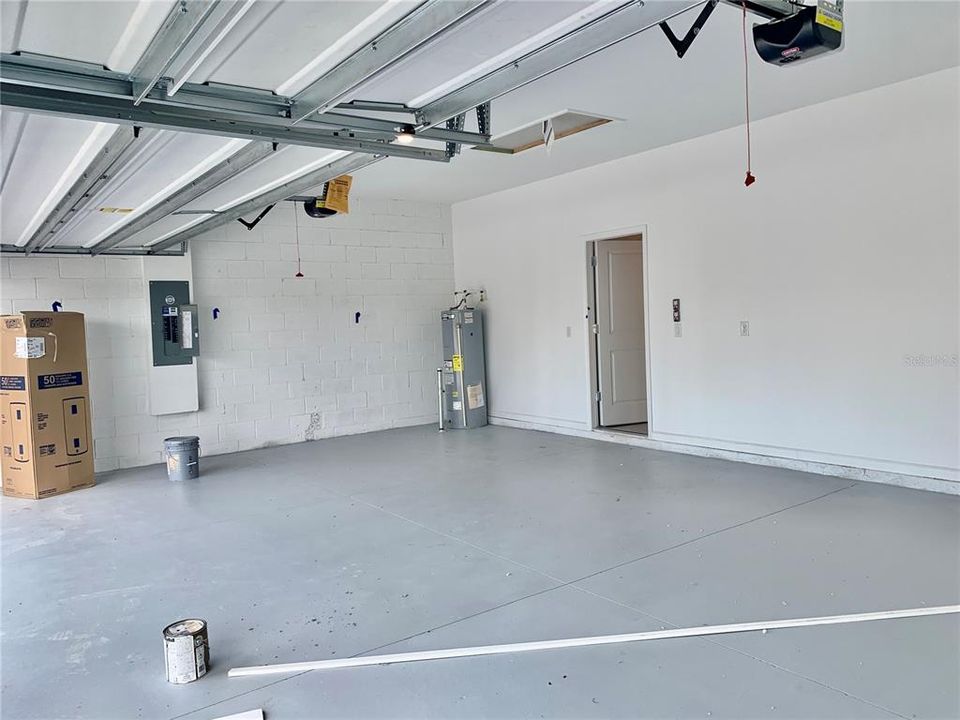 For Rent: $2,499 (4 beds, 2 baths, 2278 Square Feet)