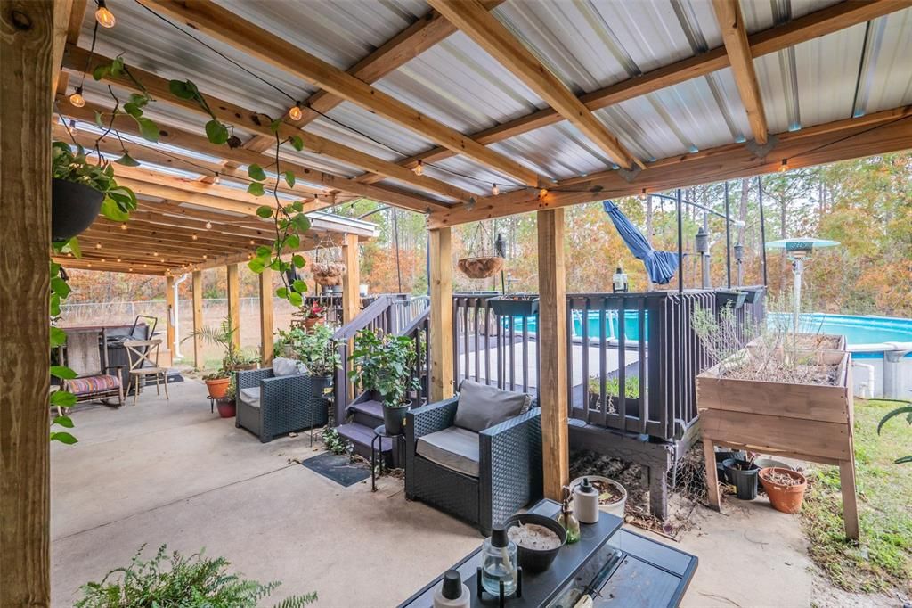 待售: $399,000 (4 贝兹, 2 浴室, 1816 平方英尺)