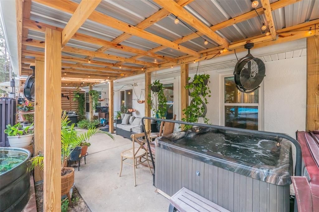 待售: $399,000 (4 贝兹, 2 浴室, 1816 平方英尺)