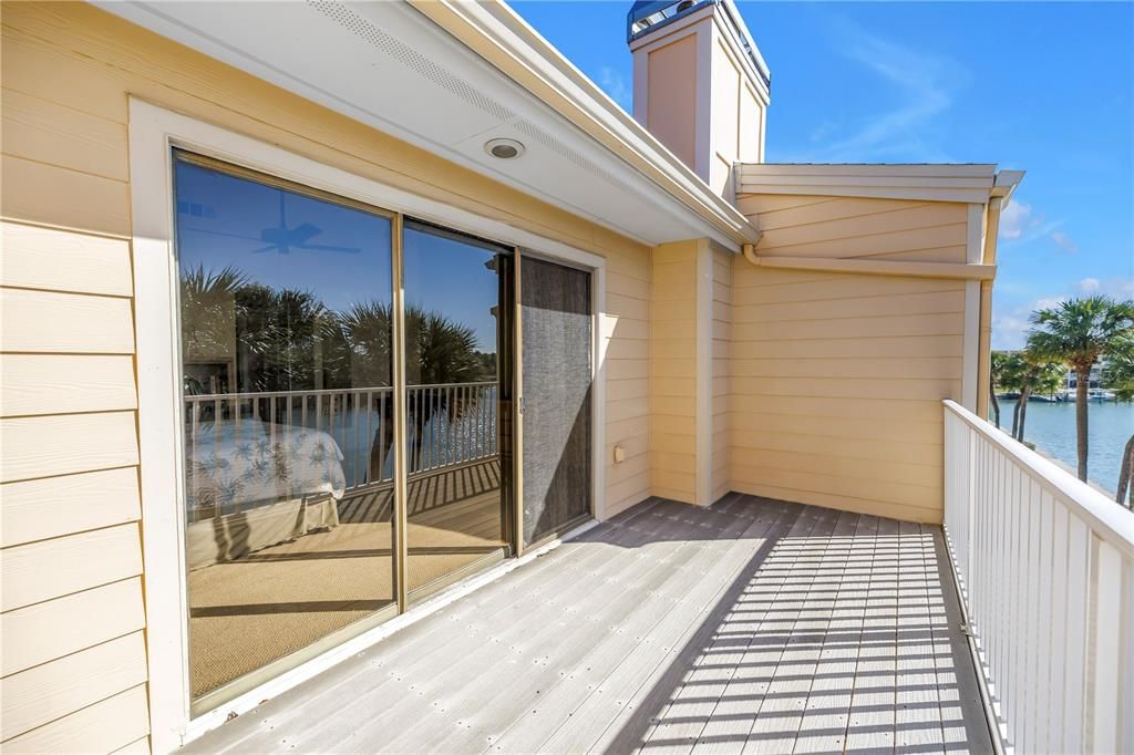 For Sale: $675,000 (2 beds, 2 baths, 1750 Square Feet)