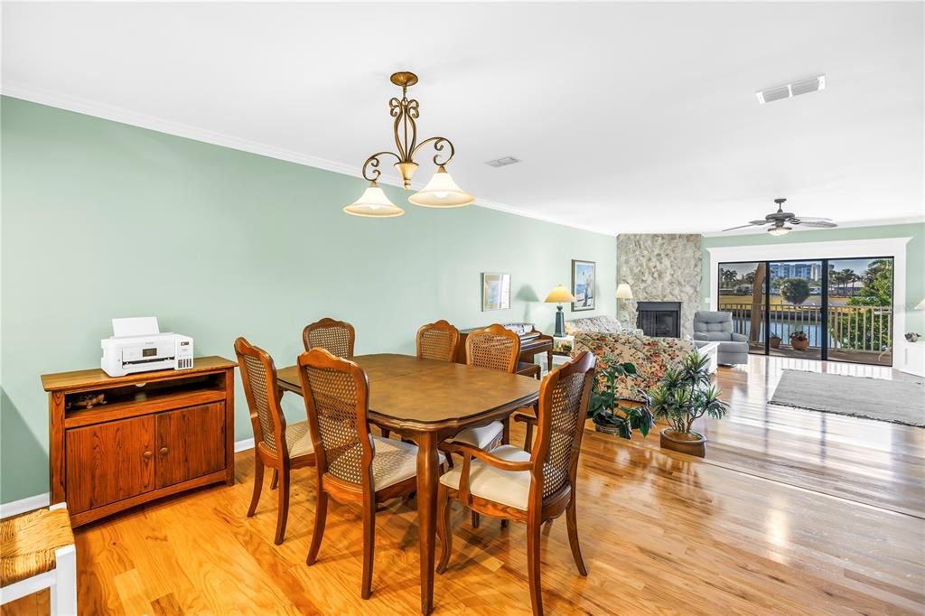 For Sale: $675,000 (2 beds, 2 baths, 1750 Square Feet)