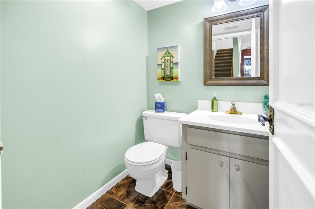 For Sale: $675,000 (2 beds, 2 baths, 1750 Square Feet)