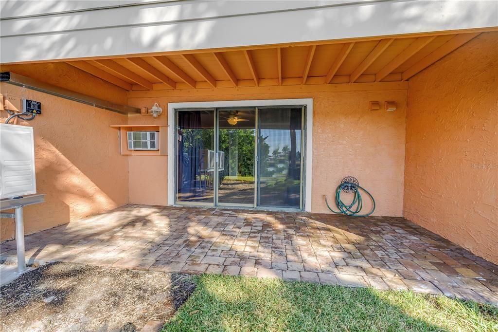 For Sale: $675,000 (2 beds, 2 baths, 1750 Square Feet)