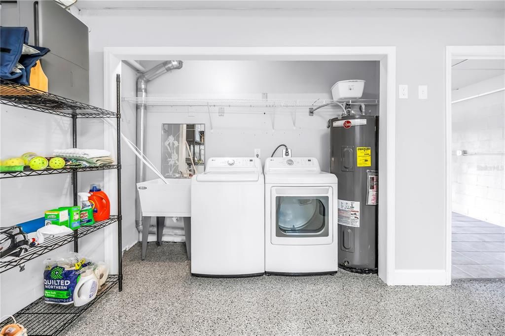 For Sale: $675,000 (2 beds, 2 baths, 1750 Square Feet)