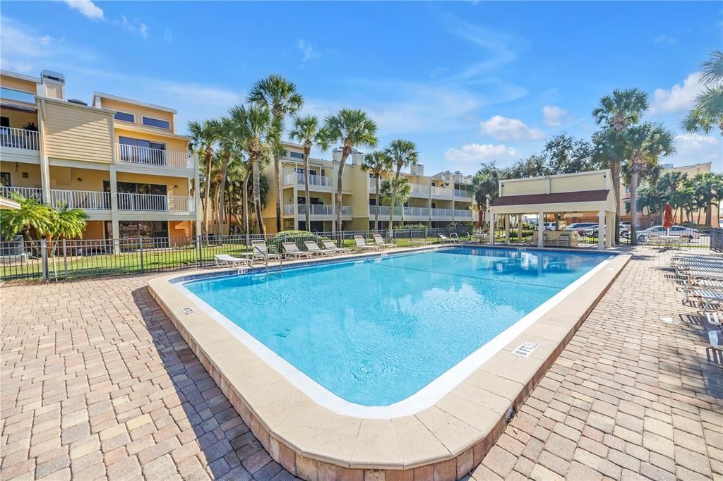 For Sale: $675,000 (2 beds, 2 baths, 1750 Square Feet)