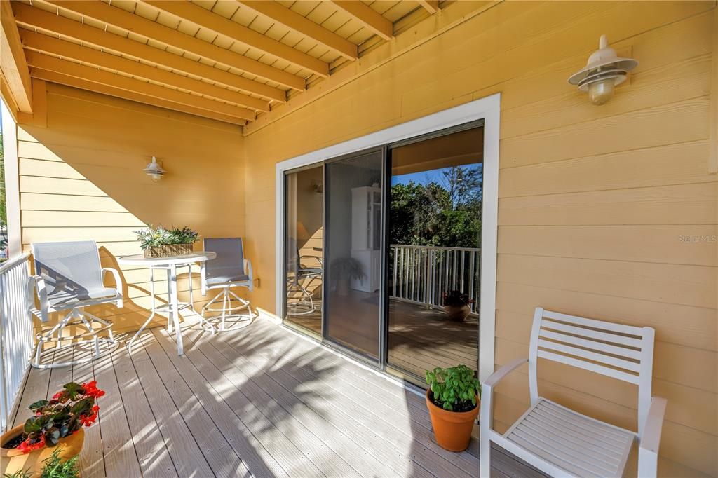 For Sale: $675,000 (2 beds, 2 baths, 1750 Square Feet)