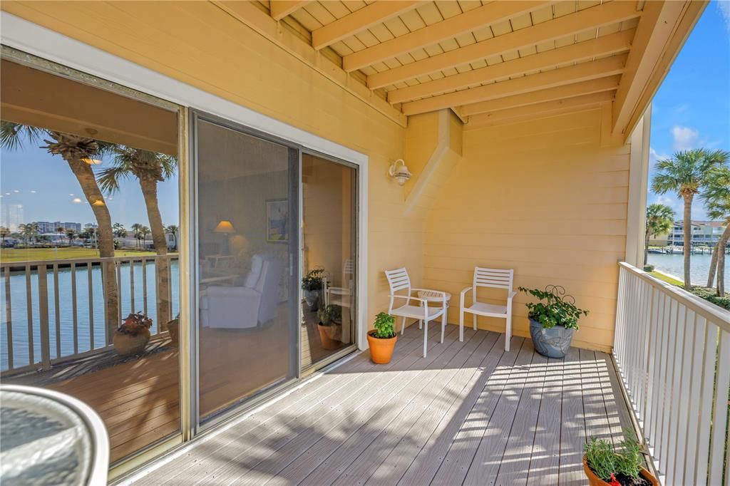 For Sale: $675,000 (2 beds, 2 baths, 1750 Square Feet)