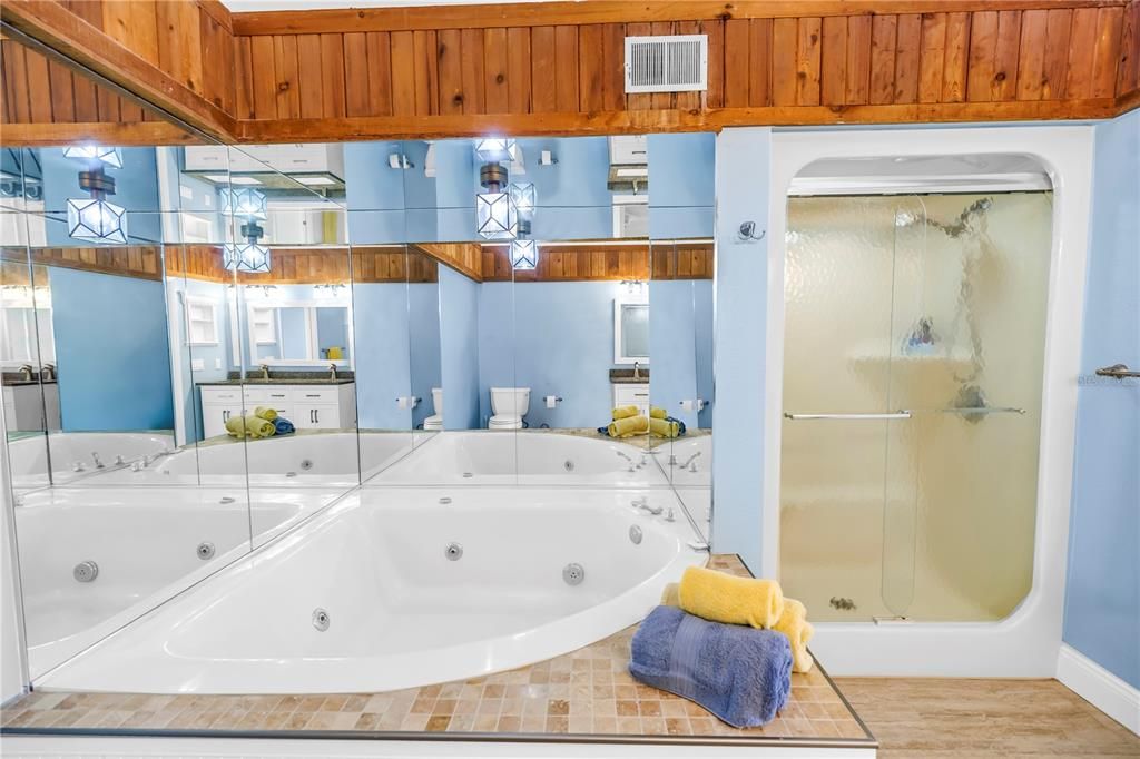 For Sale: $675,000 (2 beds, 2 baths, 1750 Square Feet)