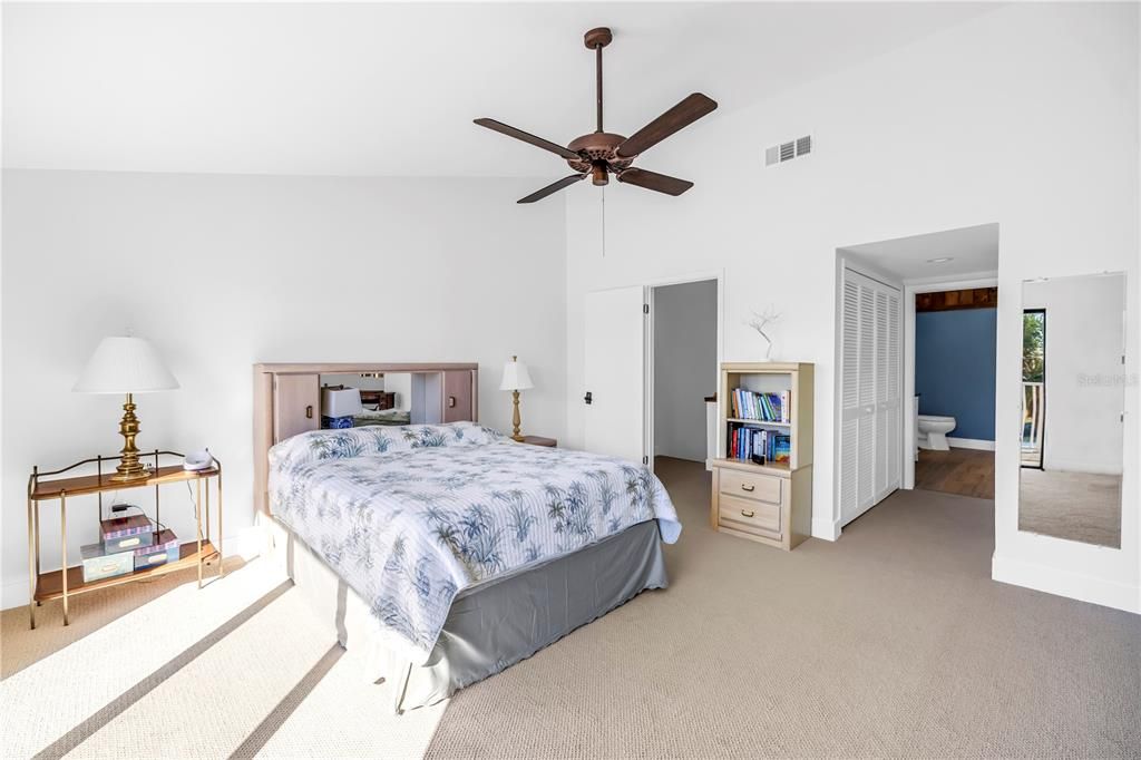 For Sale: $675,000 (2 beds, 2 baths, 1750 Square Feet)