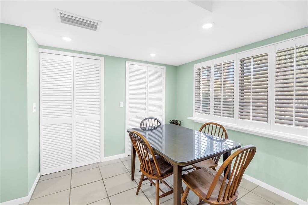 For Sale: $675,000 (2 beds, 2 baths, 1750 Square Feet)