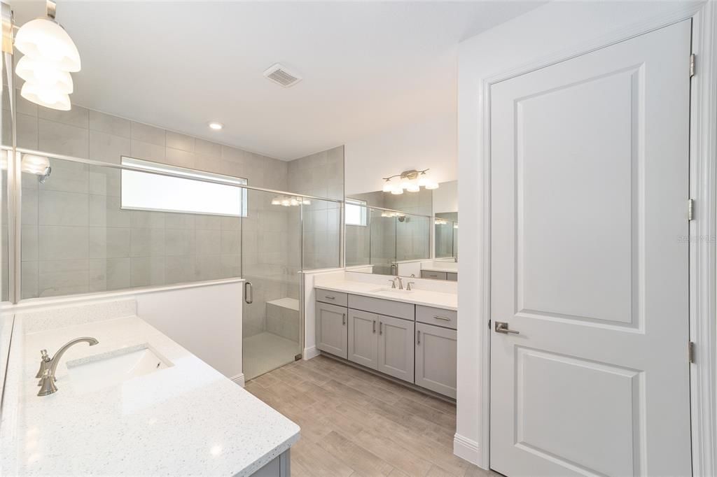 En Venta: $384,000 (2 camas, 2 baños, 2019 Pies cuadrados)