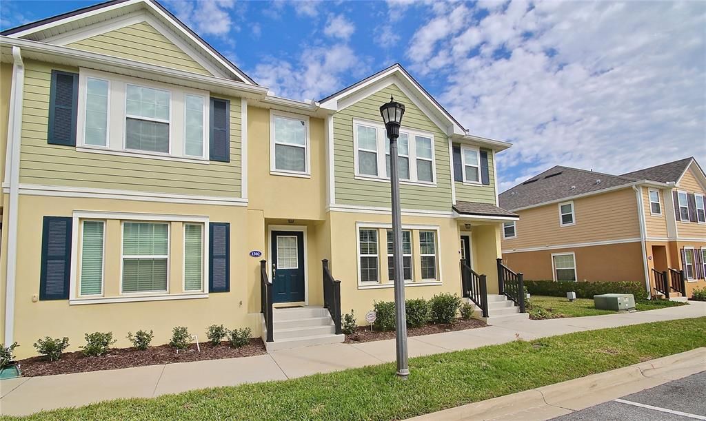 В аренду: $2,245 (3 спален, 2 ванн, 1435 Квадратных фут)