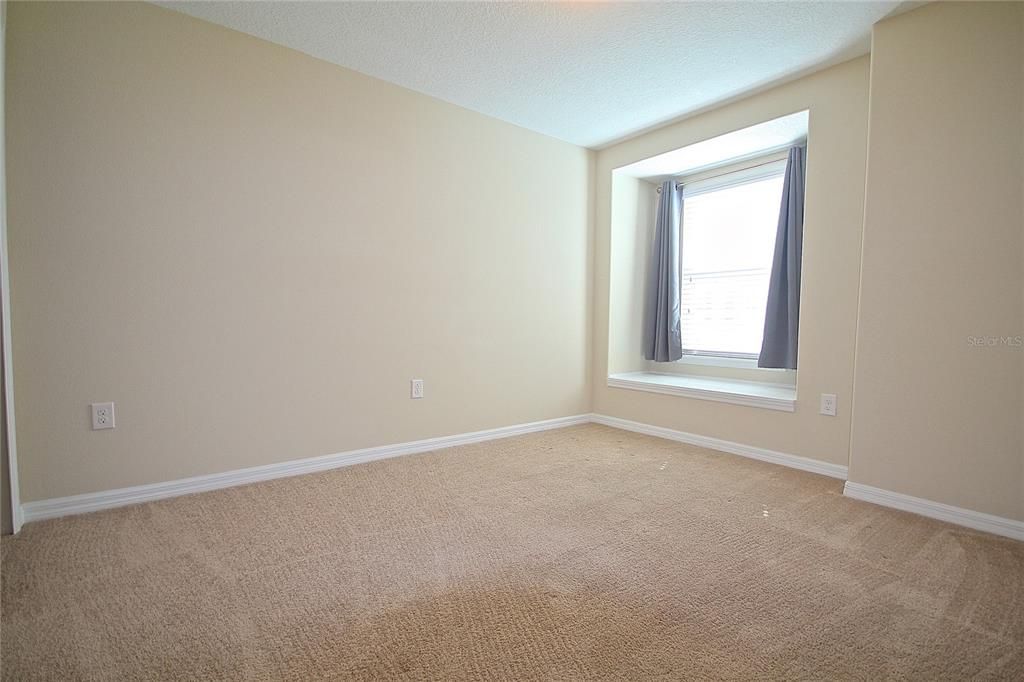 В аренду: $2,245 (3 спален, 2 ванн, 1435 Квадратных фут)