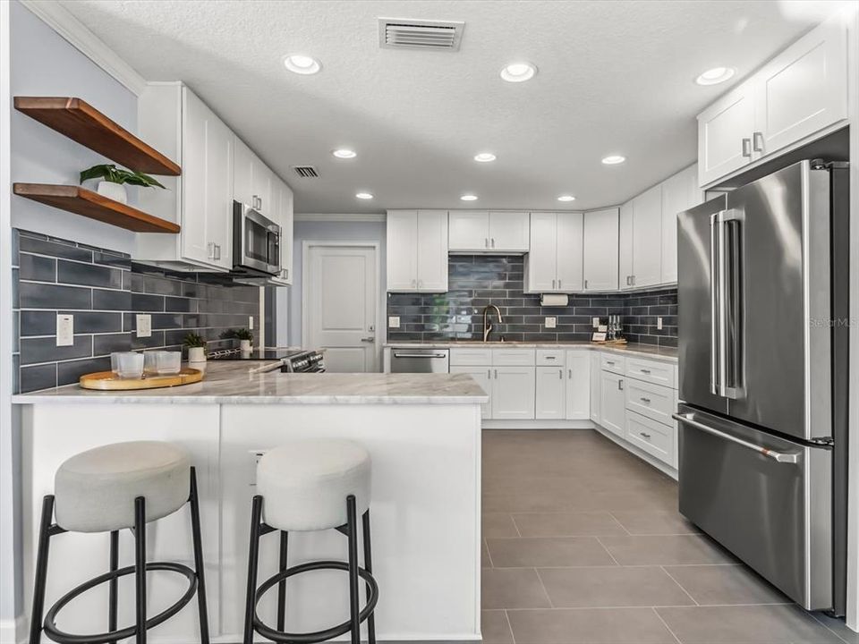 待售: $799,000 (3 贝兹, 2 浴室, 2107 平方英尺)