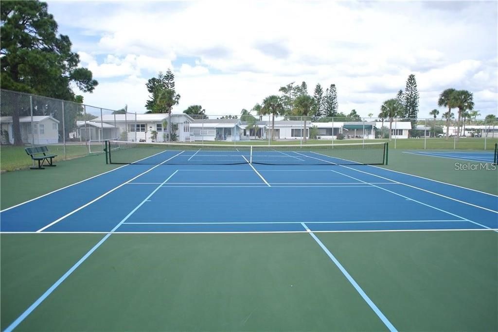 待售: $245,900 (2 贝兹, 2 浴室, 1000 平方英尺)