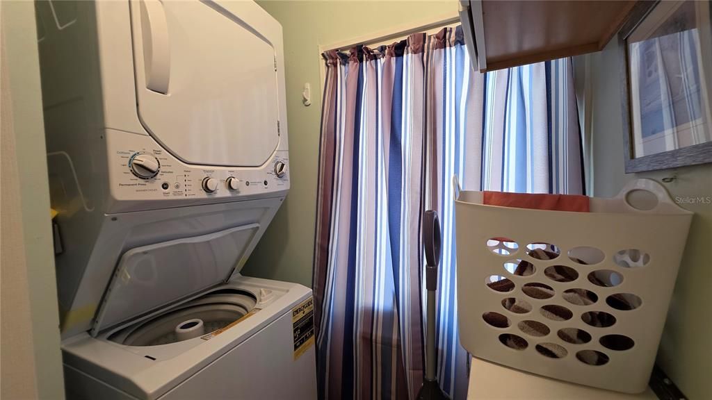 待售: $245,900 (2 贝兹, 2 浴室, 1000 平方英尺)