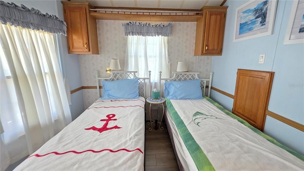 待售: $245,900 (2 贝兹, 2 浴室, 1000 平方英尺)