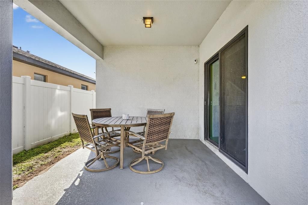 For Sale: $450,000 (4 beds, 2 baths, 2782 Square Feet)