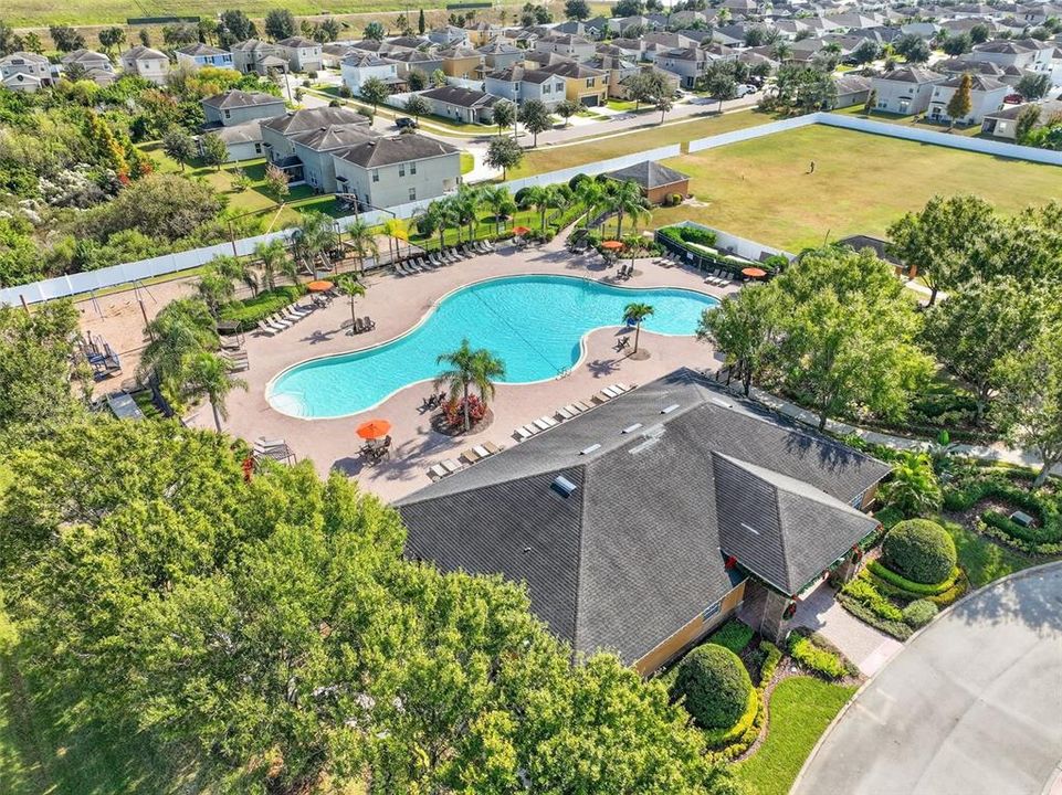 For Sale: $450,000 (4 beds, 2 baths, 2782 Square Feet)