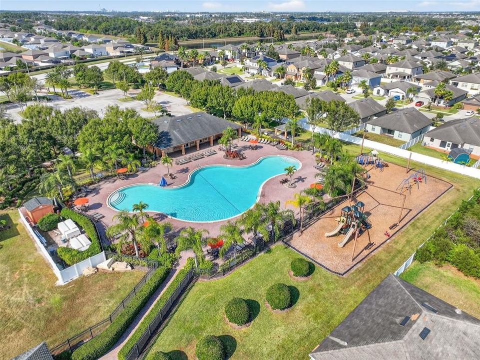 For Sale: $450,000 (4 beds, 2 baths, 2782 Square Feet)