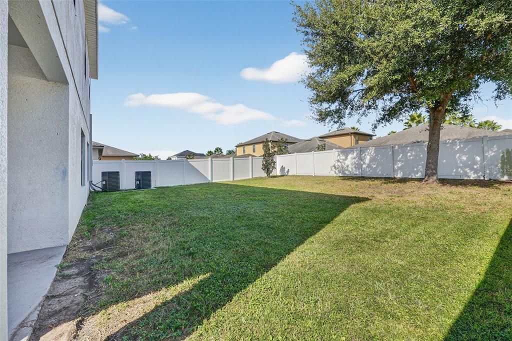 For Sale: $450,000 (4 beds, 2 baths, 2782 Square Feet)