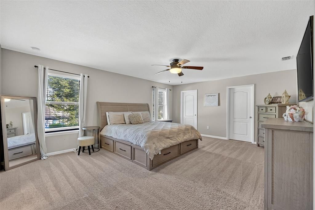 For Sale: $450,000 (4 beds, 2 baths, 2782 Square Feet)