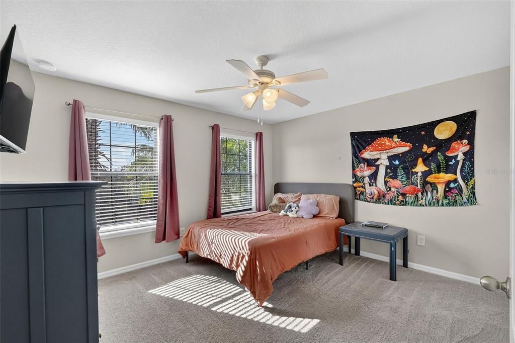 For Sale: $450,000 (4 beds, 2 baths, 2782 Square Feet)