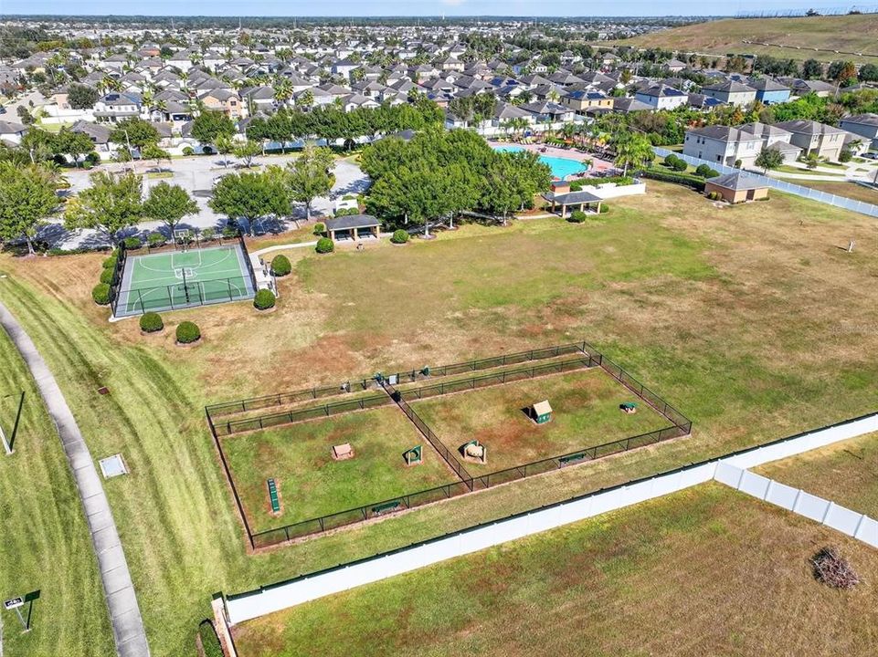 For Sale: $450,000 (4 beds, 2 baths, 2782 Square Feet)