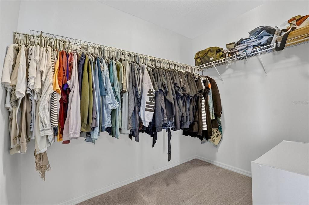 For Sale: $450,000 (4 beds, 2 baths, 2782 Square Feet)